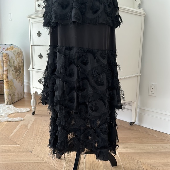Faux Feathered Dress - Picture 6 of 7